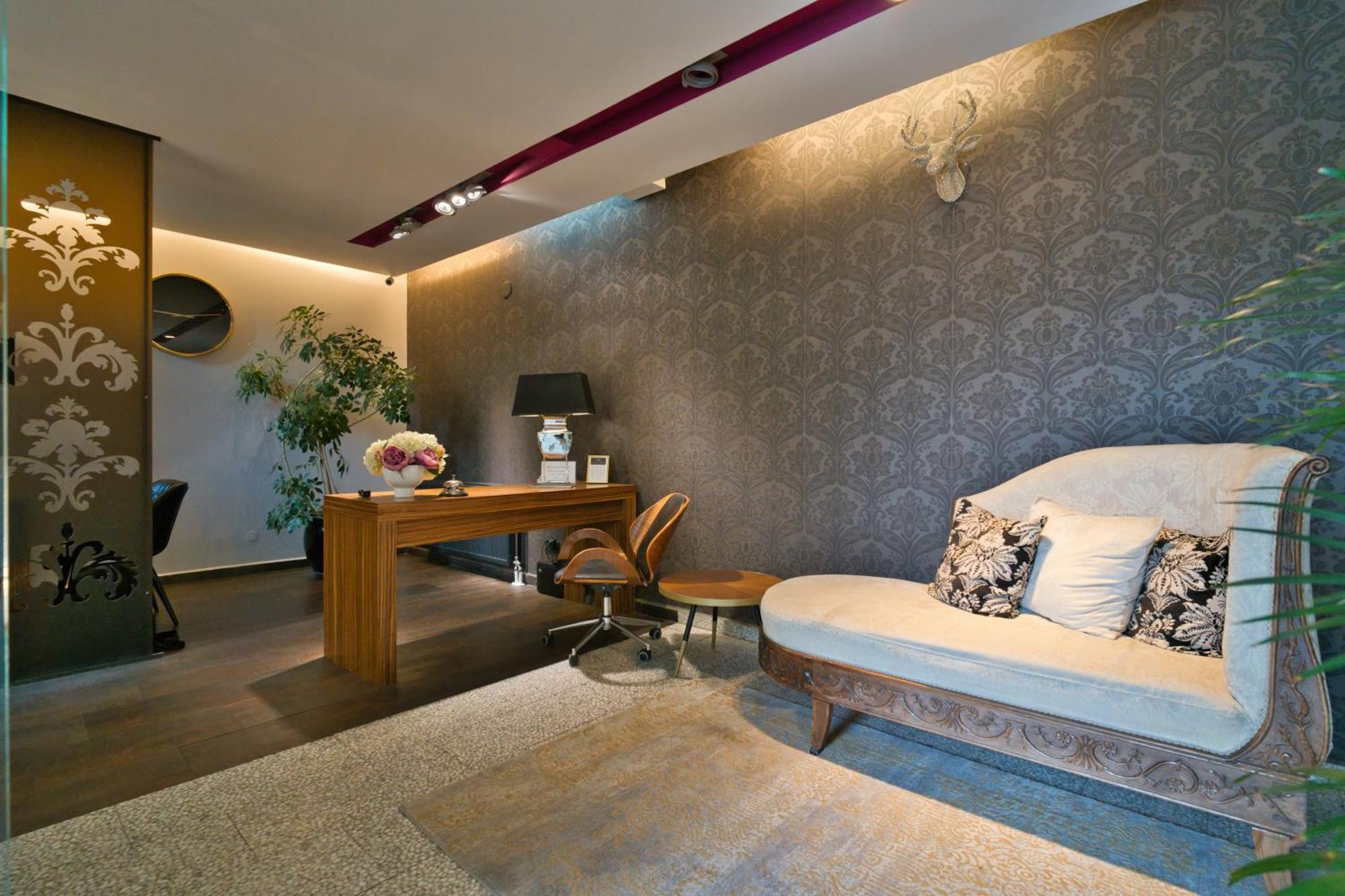 Relax In Style Boutique Hotel (Adults Only) Braşov Esterno foto