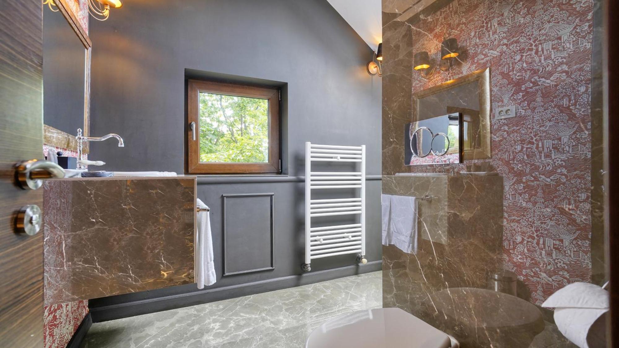 Relax In Style Boutique Hotel (Adults Only) Braşov Esterno foto